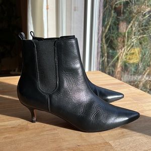 Schutz kitten heel ankle boots
